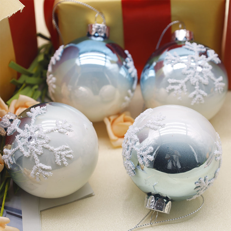8×8×8cm Weihnachtsdeko-Glaskugel für den Innenbereich