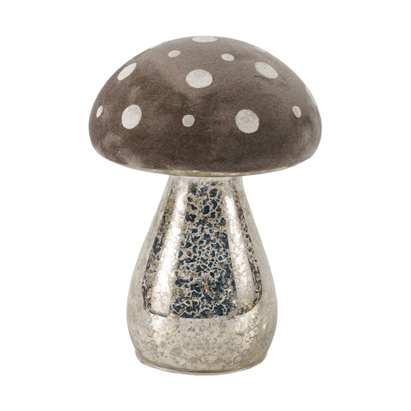 Handgefertigtes Pilzornament aus braunem Milchglas/Samtoberseite mit silbernen Glitzerpunkten und LED-Dekoration