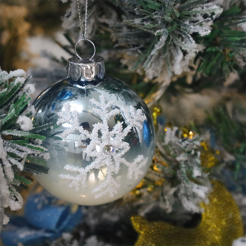 8×8×8cm Weihnachtsdeko-Glaskugel für den Innenbereich