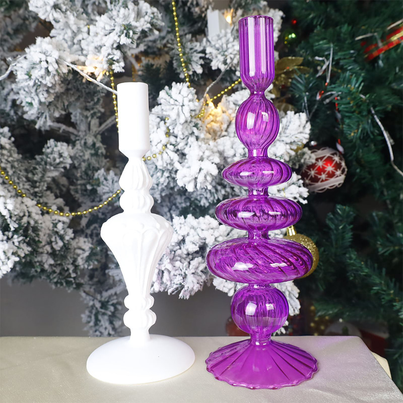 18 cm mundgeblasener Kerzenhalter aus Glas für den Urlaub auf dem Tisch